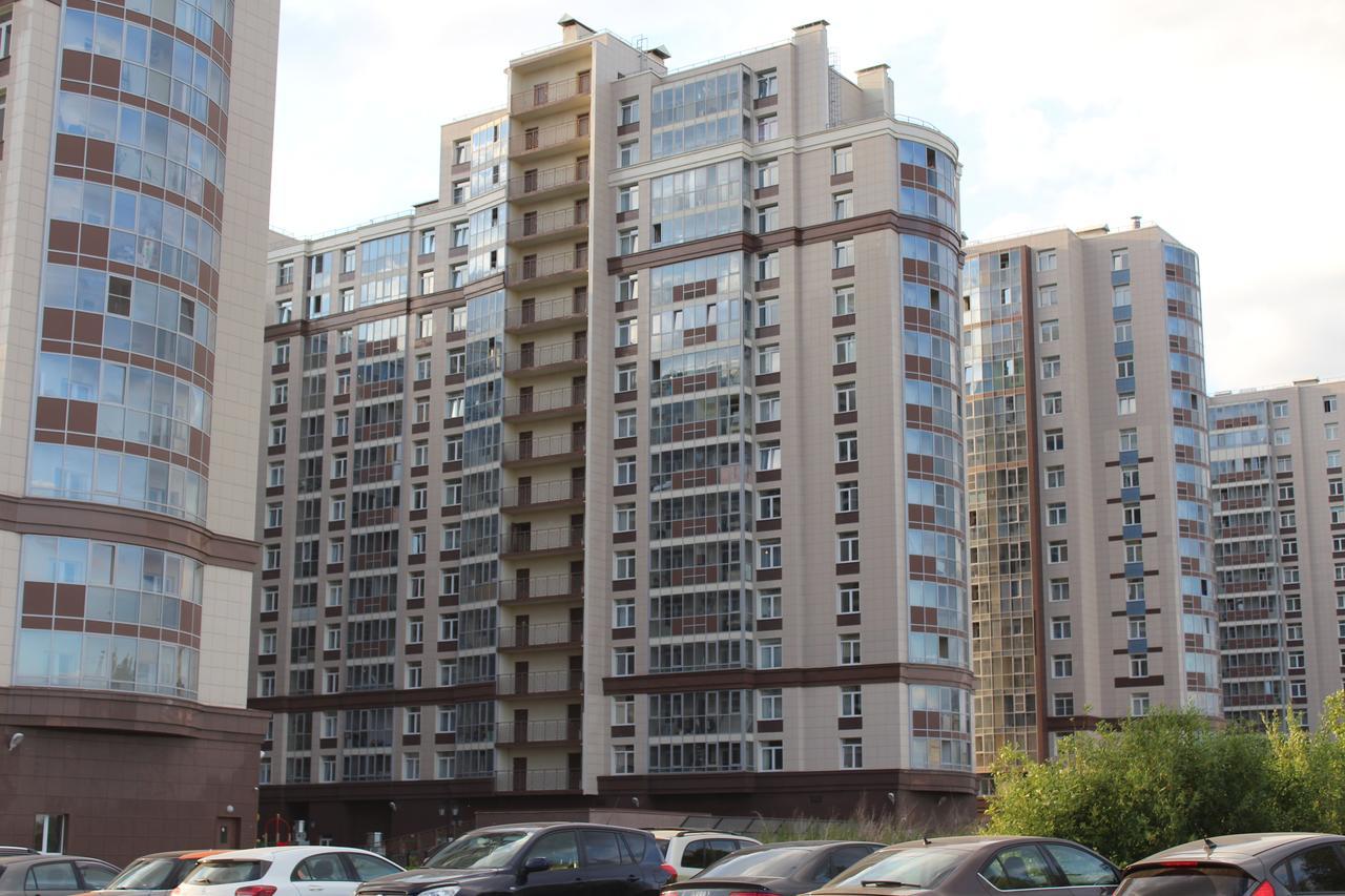 Apartment On Prospekt Marshala Blyukhera 9 Sankt Petersburg Exterior foto